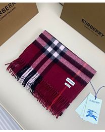 Burberry Classic checkered cashmere scarf