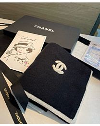 Chanel Knitted long cashmere scarf