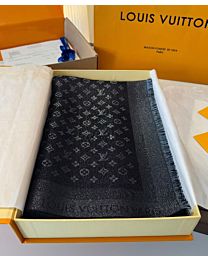 Louis Vuitton MONOGRAM CLASSIC Shawl