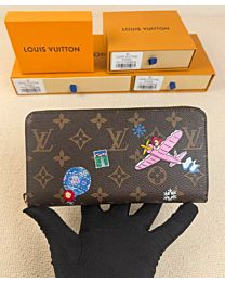 Not for sale: Louis Vuitton Zippy Wallet Pink
