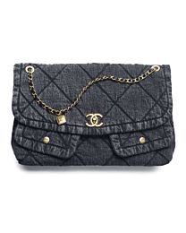 Chanel Maxi Flapbag AS5727 Black