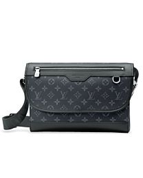 Louis Vuitton Courrier Messenger Bag M28630 Black